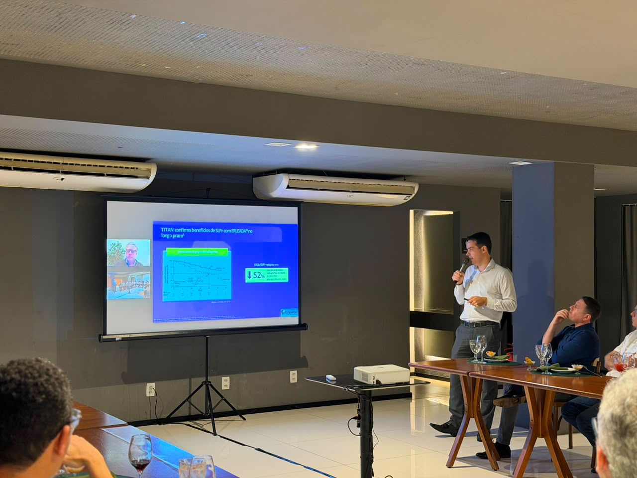Dr. Rafael Meduna em encontro com urologistas